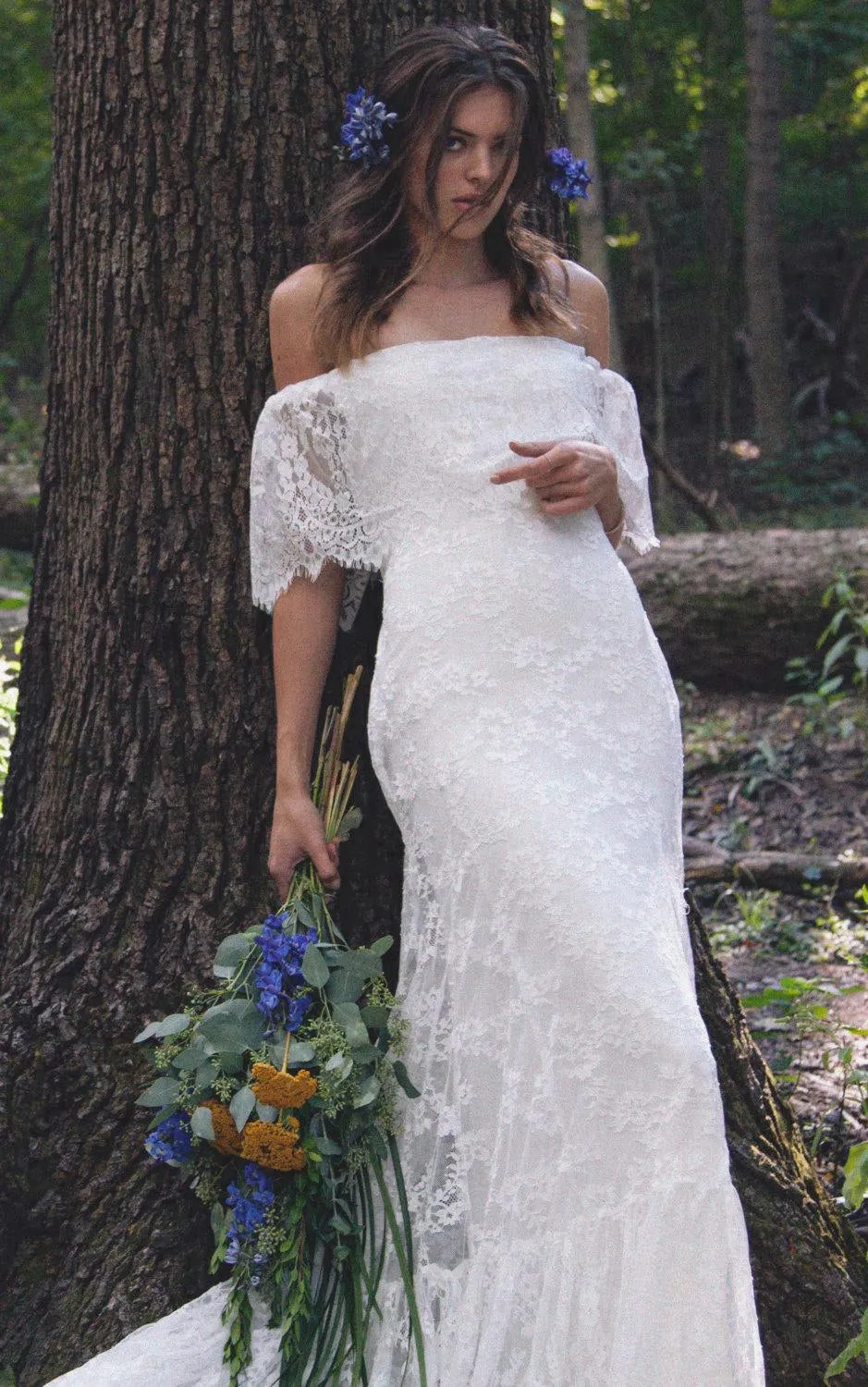 Boho Off-Shoulder Sheath Scalloped Lace Wedding Dress With Long Train-ET_711235