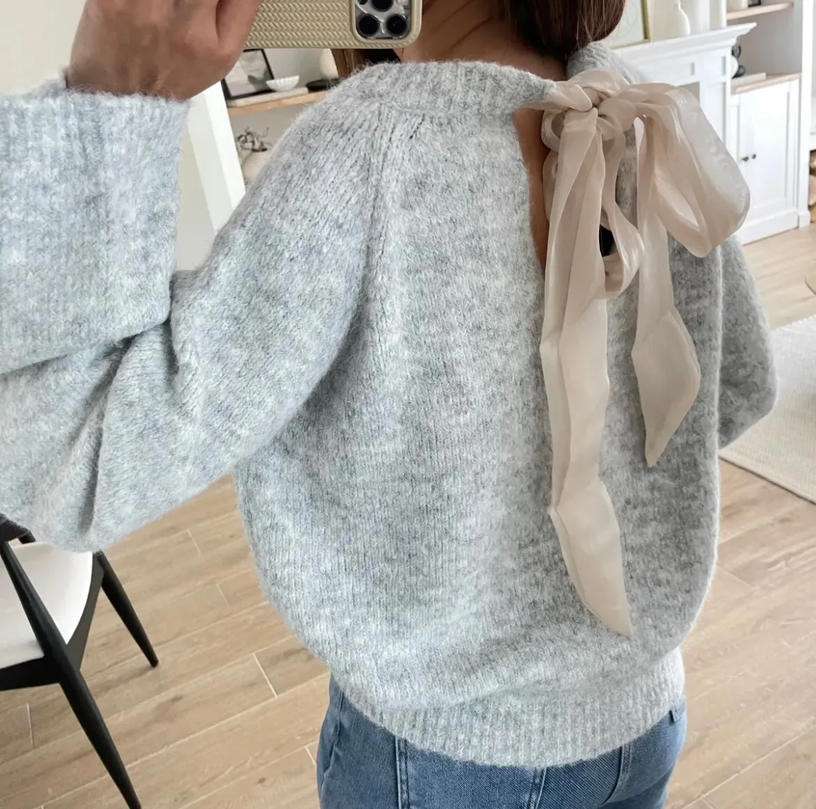 Caterina bow sweater