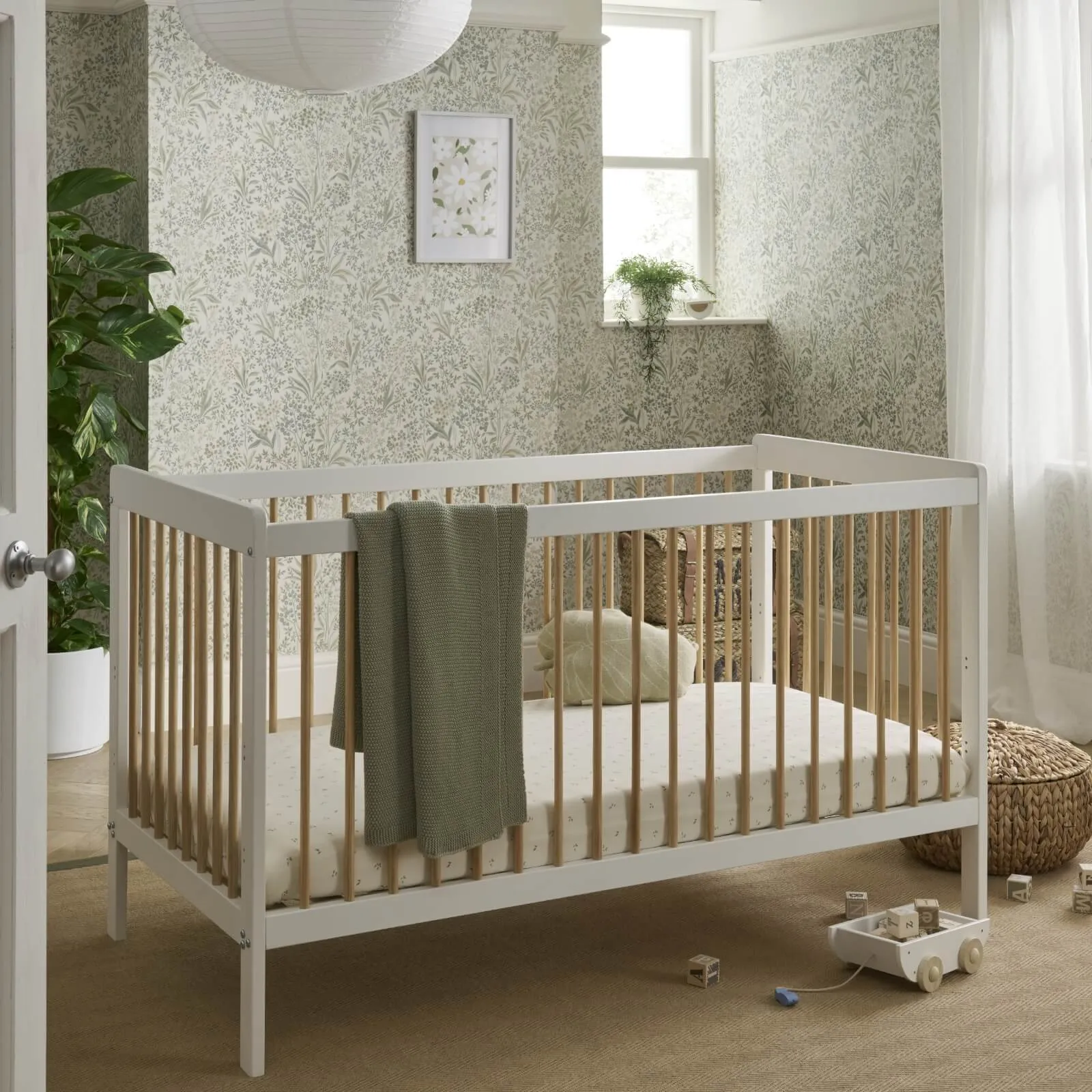 CuddleCo Nola 2 Piece Room Set - White & Natural