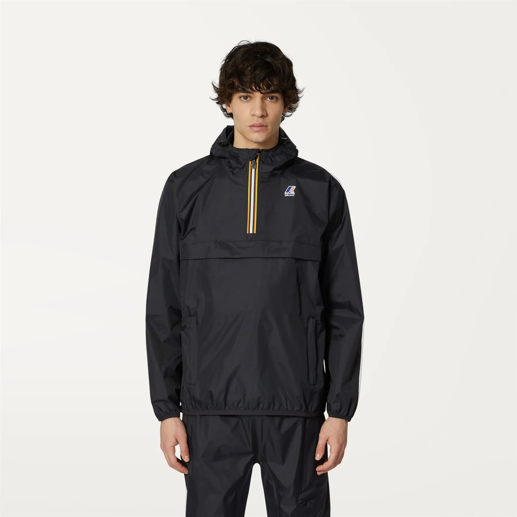 Leon - Packable Quarter Zip Rain Jacket in Black Pure