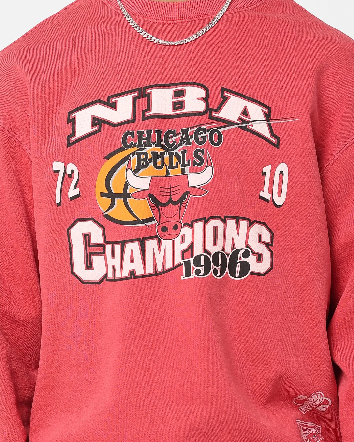 Mitchell & Ness Chicago Bulls 1996 Champions Crewneck Faded Red