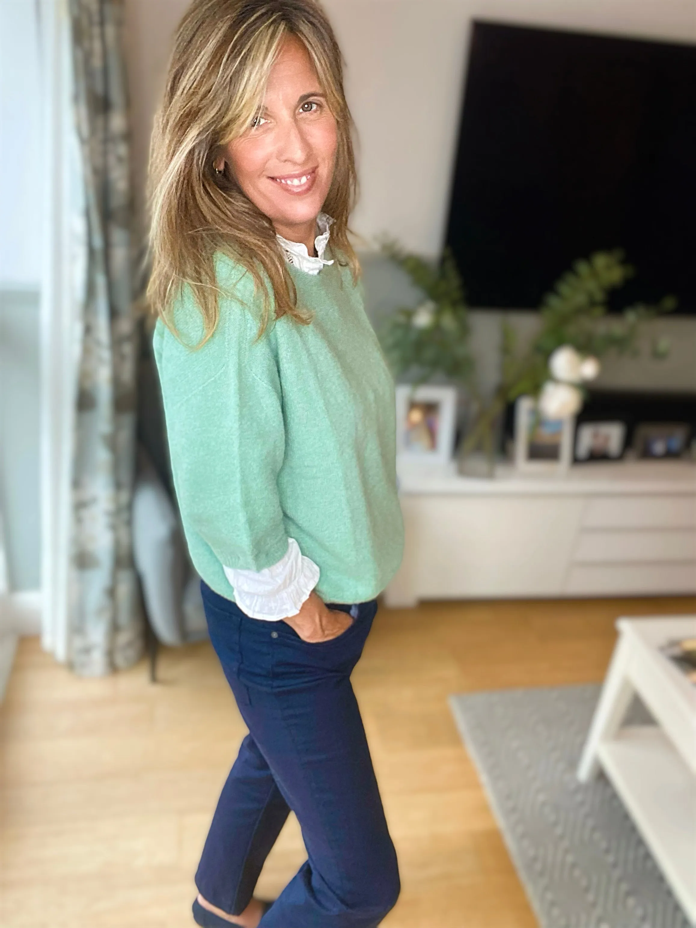 Pistachio cropped jumper