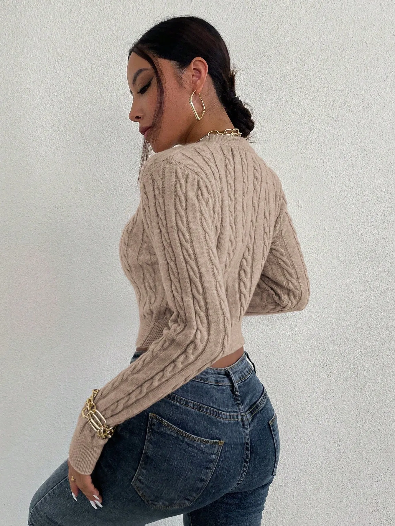 SHEIN Priv̩ Cable Knit Crop Sweater