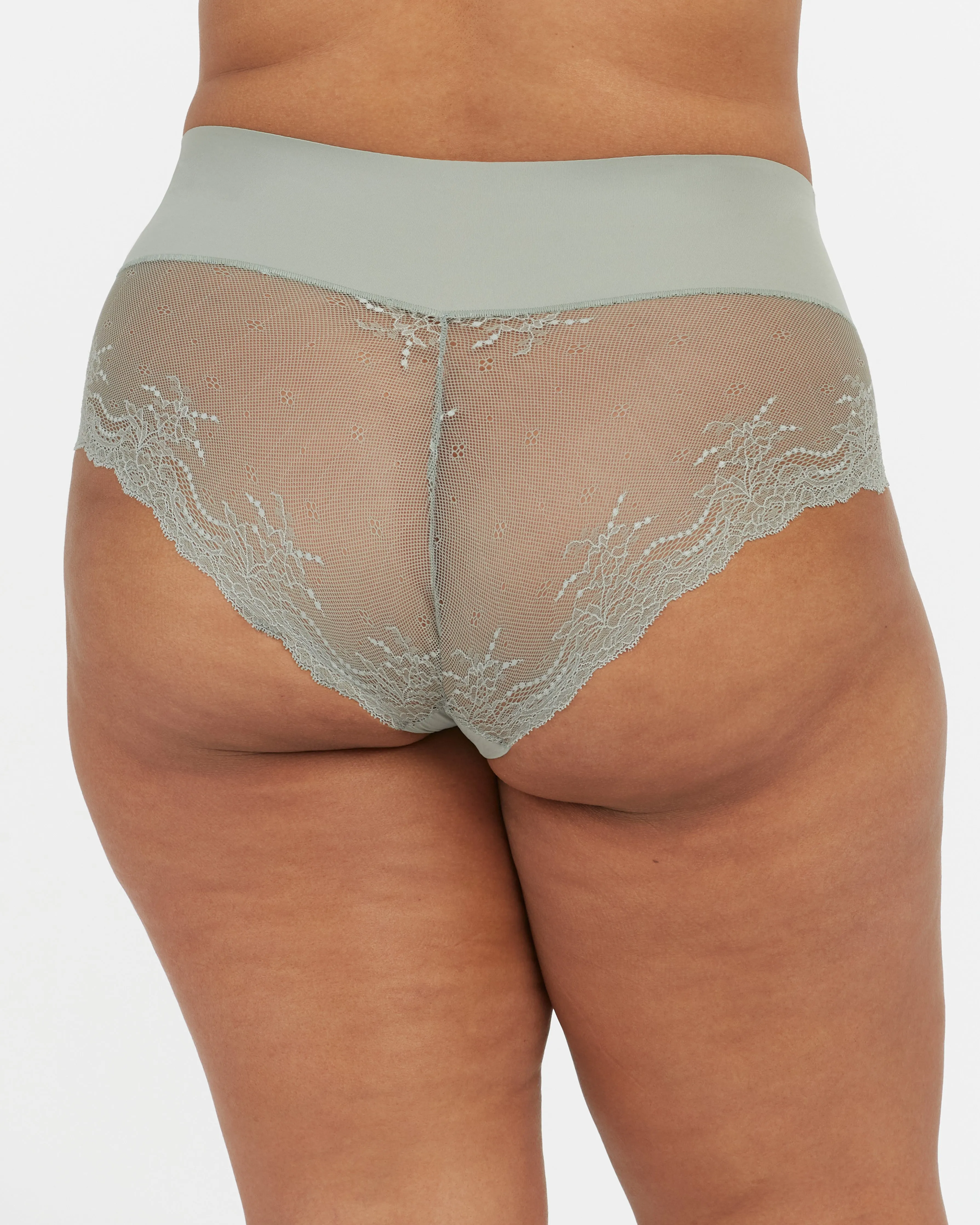 SPANXsmooth™ Undie-tectable Lace Hi-Hipster