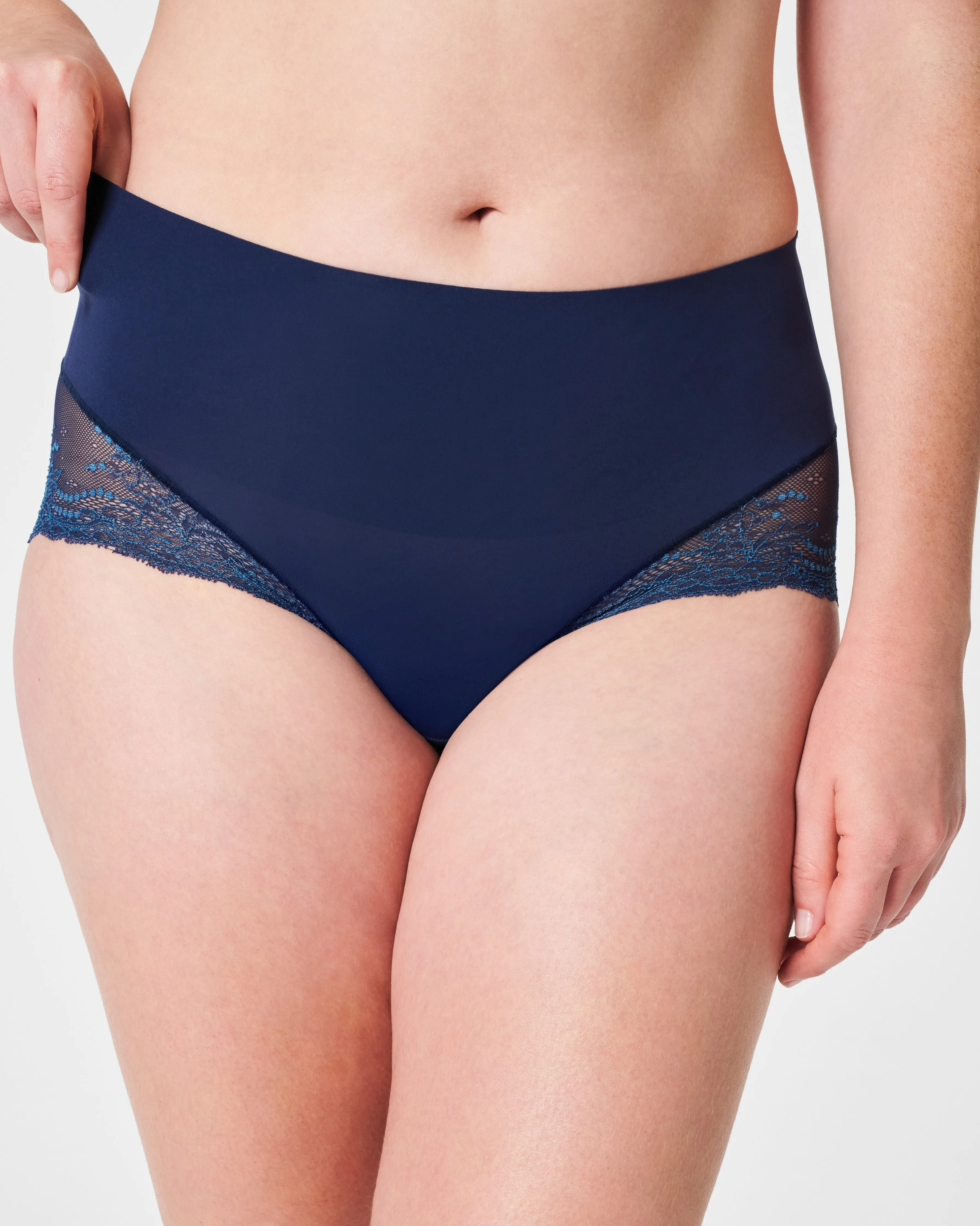 SPANXsmooth™ Undie-tectable Lace Hi-Hipster