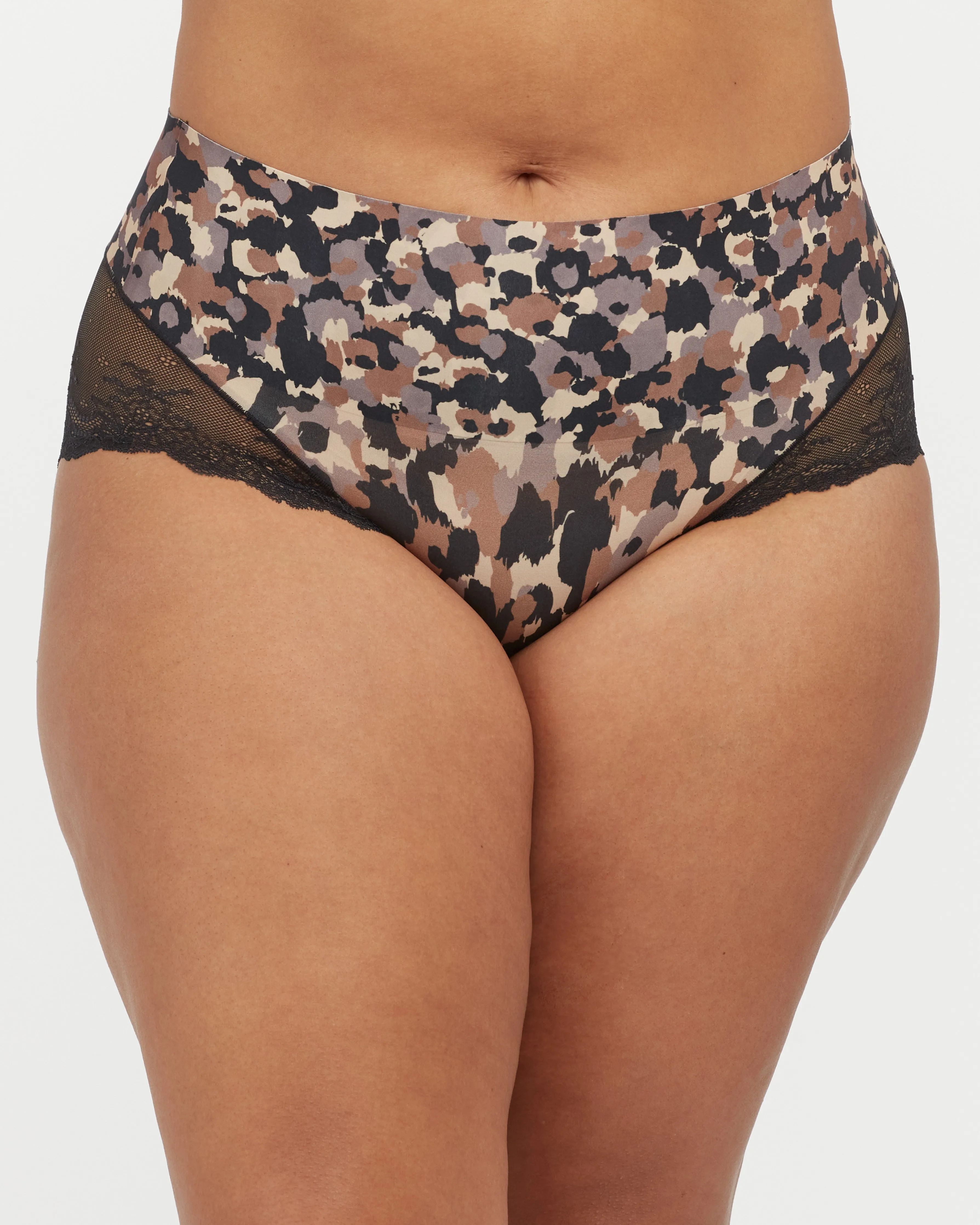 SPANXsmooth™ Undie-tectable Lace Hi-Hipster