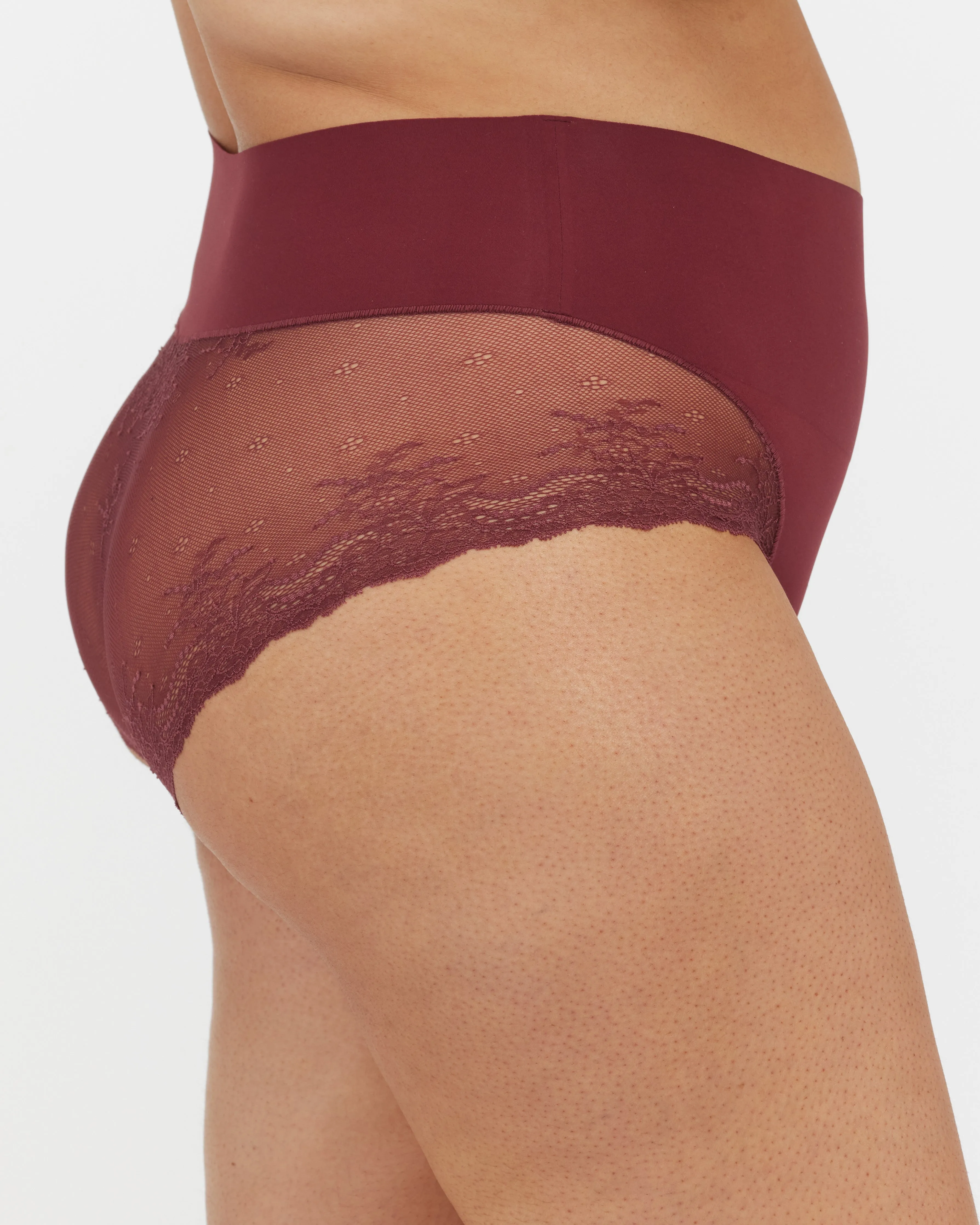 SPANXsmooth™ Undie-tectable Lace Hi-Hipster