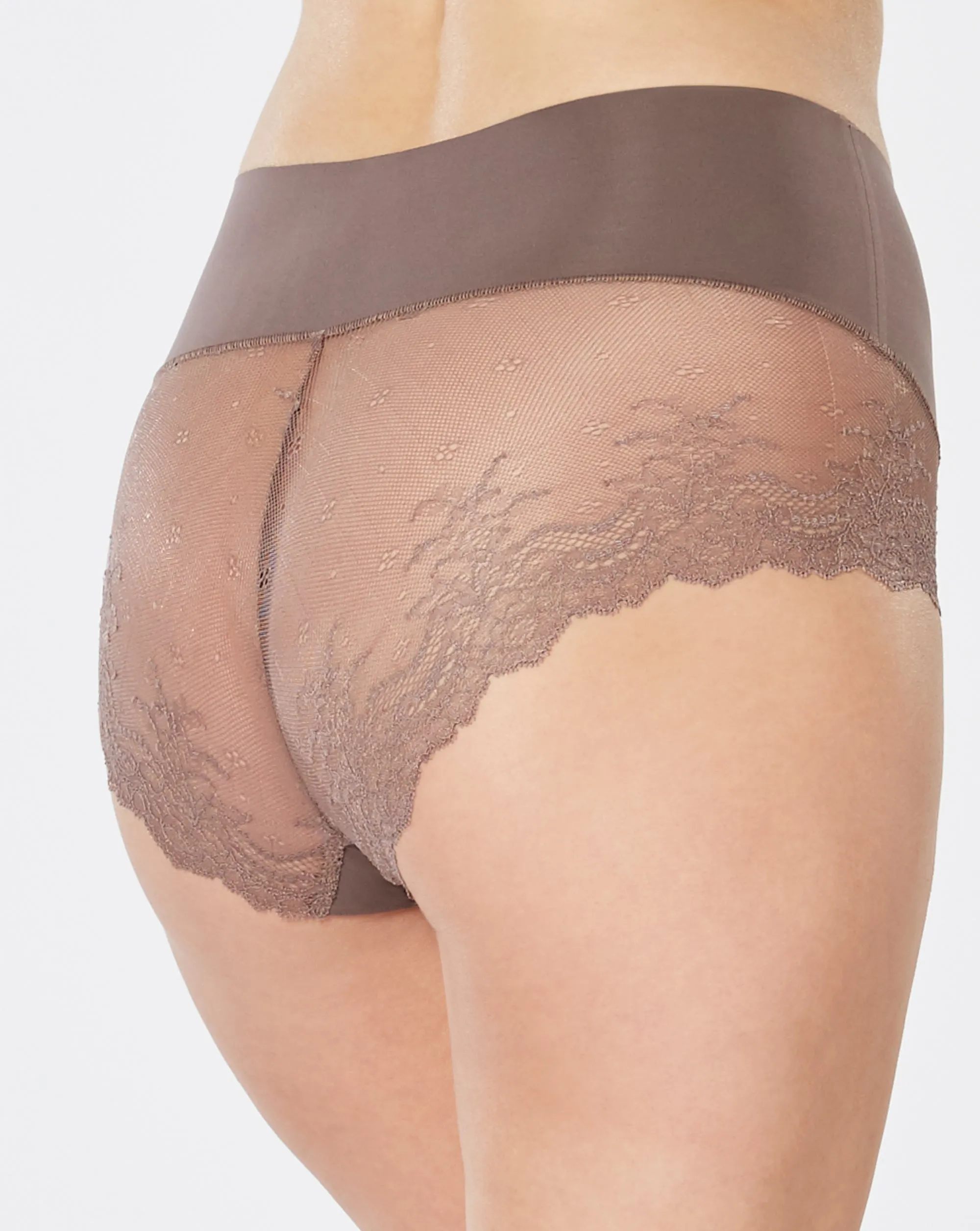 SPANXsmooth™ Undie-tectable Lace Hi-Hipster