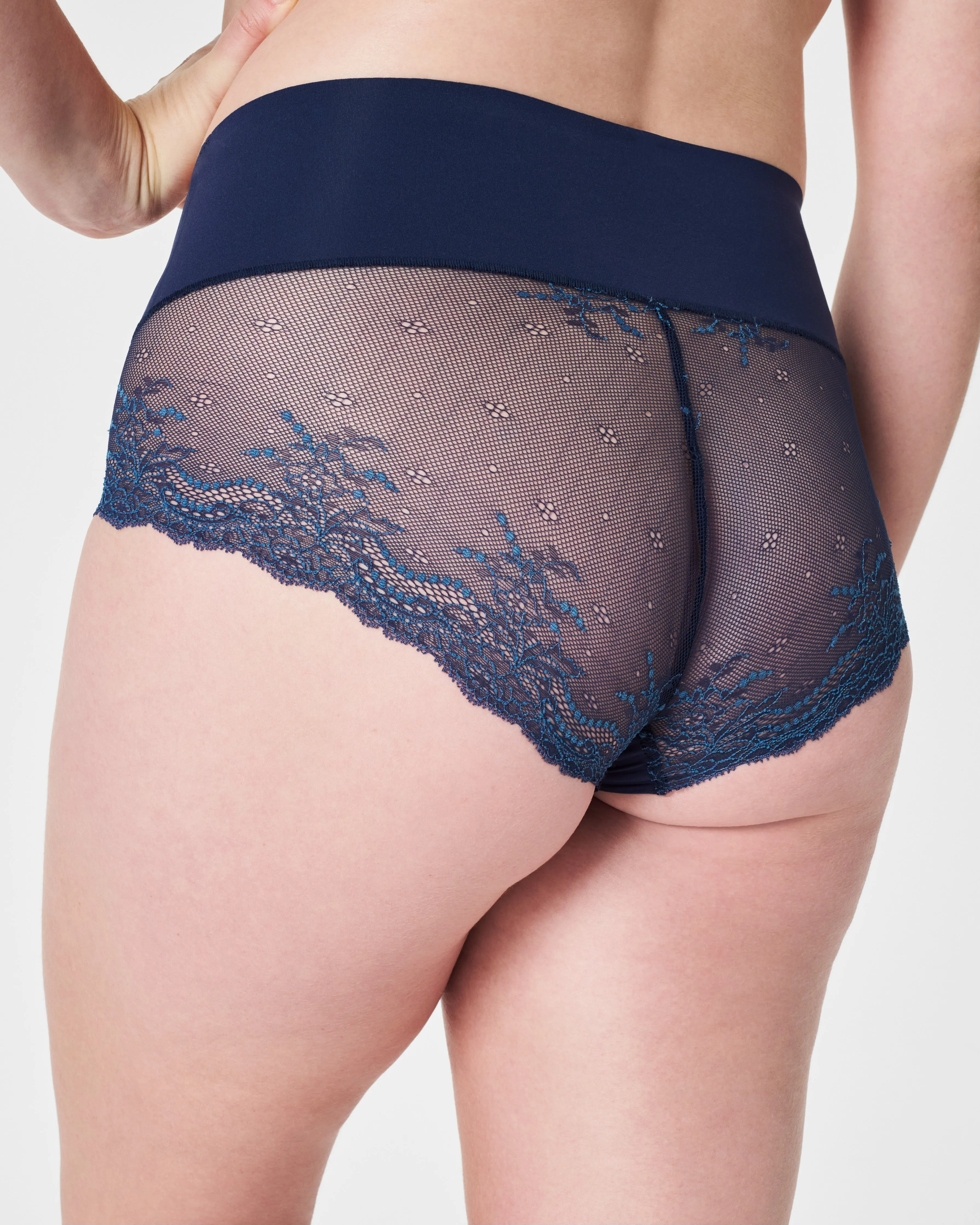 SPANXsmooth™ Undie-tectable Lace Hi-Hipster