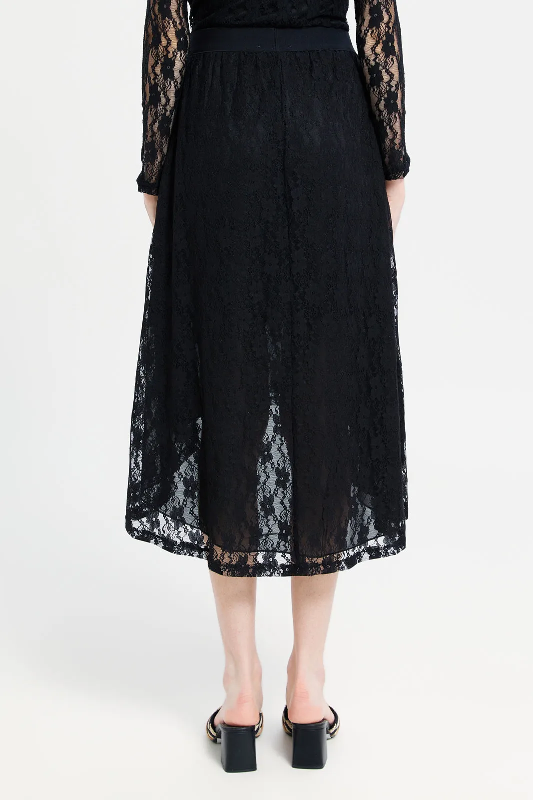 Women Black Gathered Lace Skirt